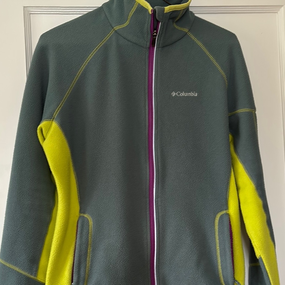 Columbia Gray and Yellow Puffer Jacket with Contrast Panels
